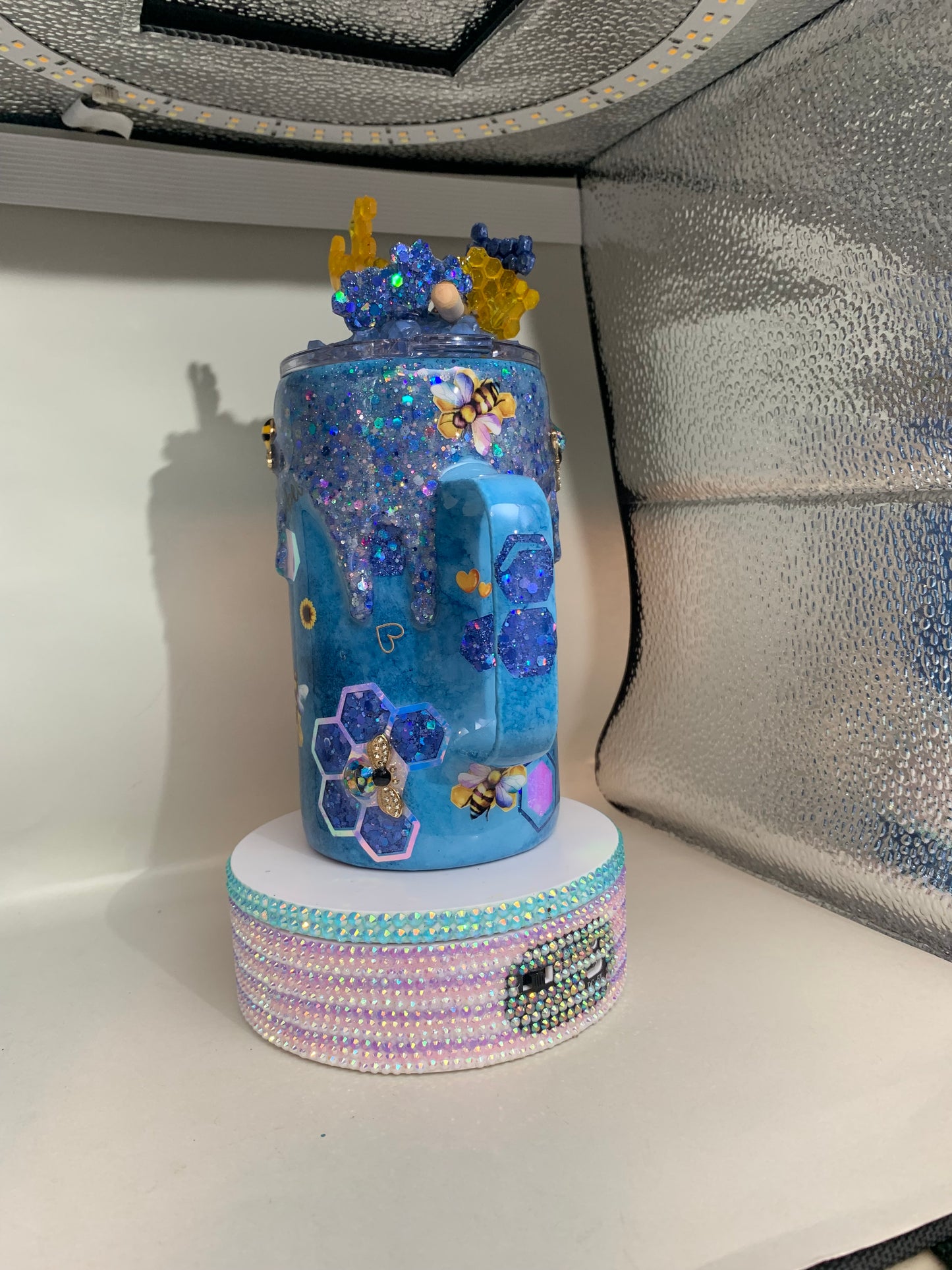 Blueberry 🫐 bee 🐝