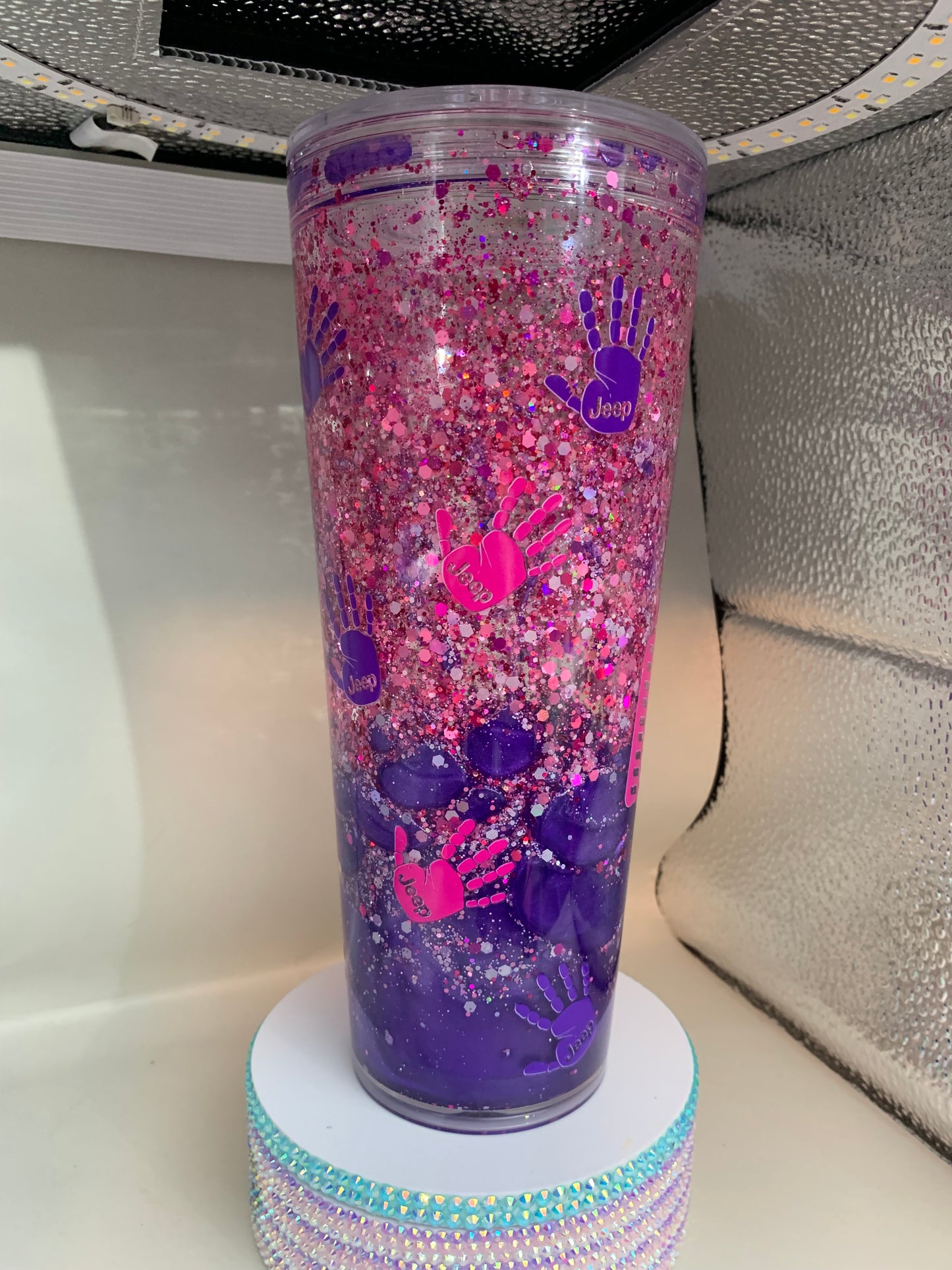 Jeep Girls lava Snowglobe